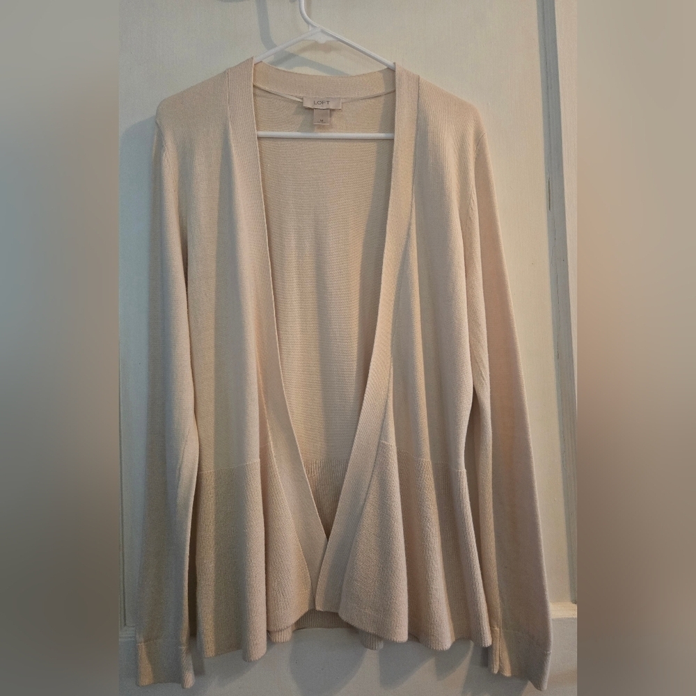 NWOT | Ann Taylor LOFT | Women's Knit Cardigan | Size: Medium | Color: Cream - Picture 6 of 13